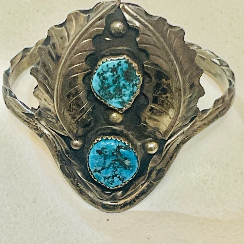 Vtg Old-Native American Navajo Sterling Turquoise Leaf Squash Blossom Bracelet